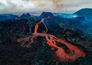 英国外交部向游客发出警告，称一系列火山喷发可能造成假期混乱